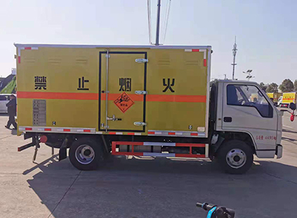 平谷爆破器材运输车