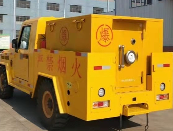 平谷凯龙爆破器材运输车：保障爆破任务的安全运行