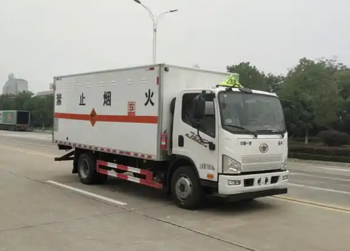 平谷爆破器材运输车可以上高速吗？