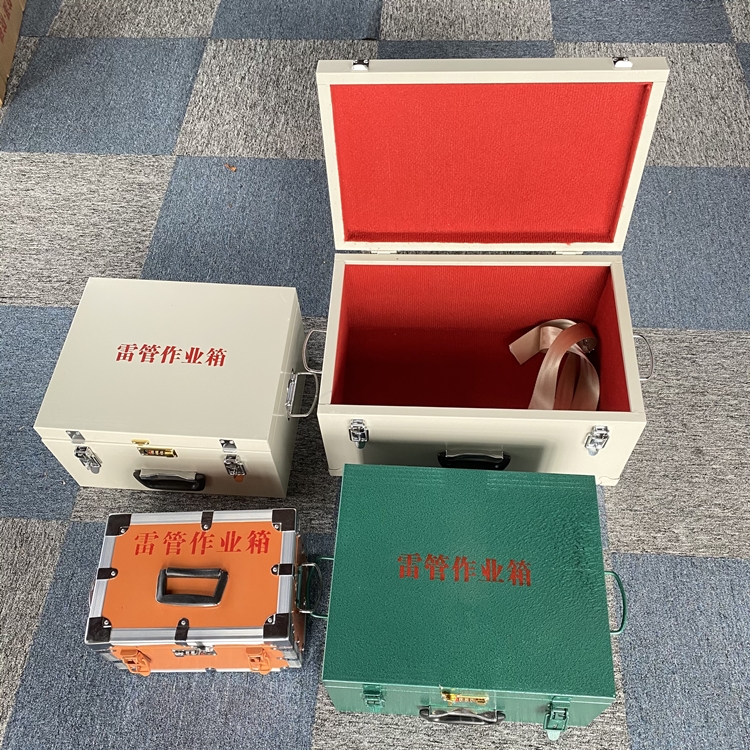 平谷爆破工程作业箱如何选择？玻璃钢与传统材质的全面对比